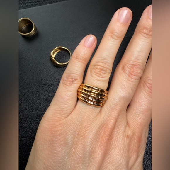 Set of Vintage Gold Tone Statement Ring Lot (7) - Picture 10 of 16